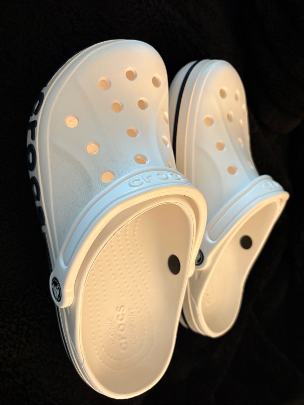 CROCS Baya Band men’s 8 women’s 10 - Picture 2 of 3
